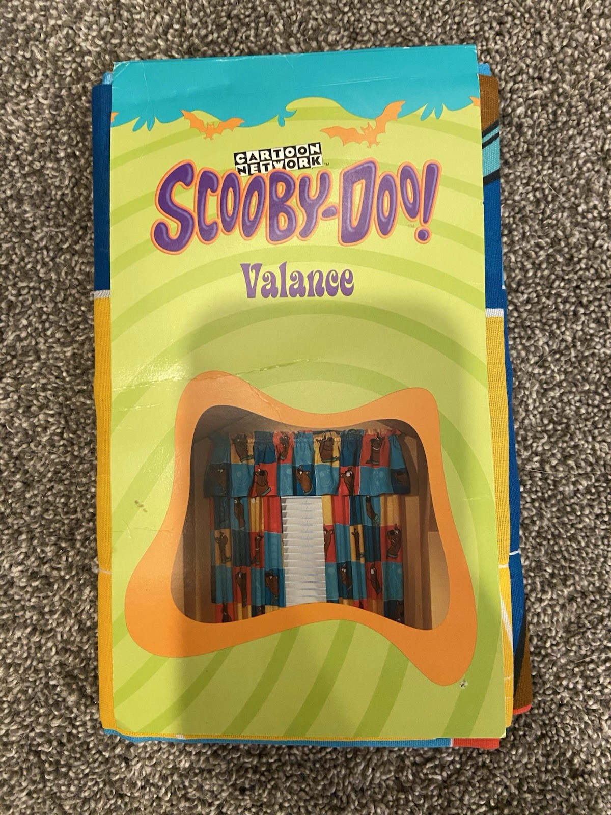 Vintage 1999 Scooby Doo Hanna-Barbera Window Valance, Dan River, USA One Valance
