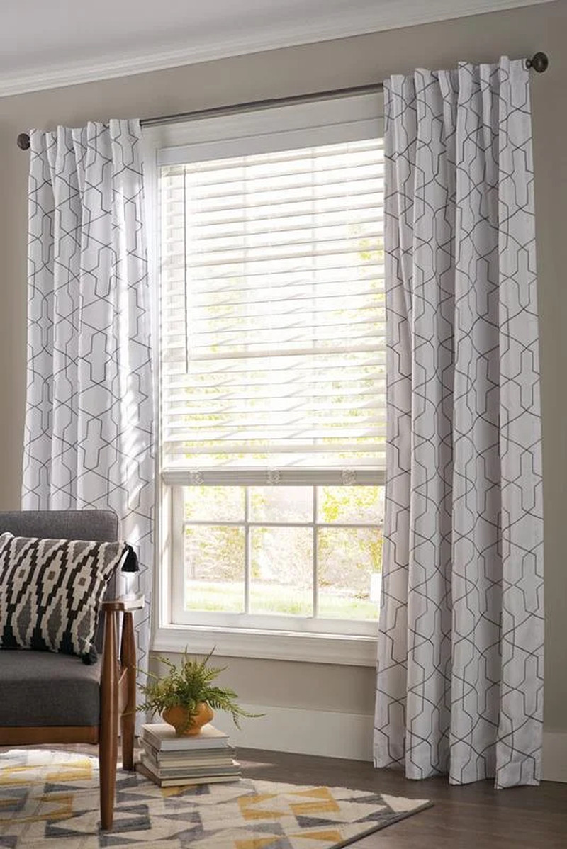 VENETIAN WINDOW BLINDS 2″ Cordless Faux Wood Horizontal—- Choose Your Size