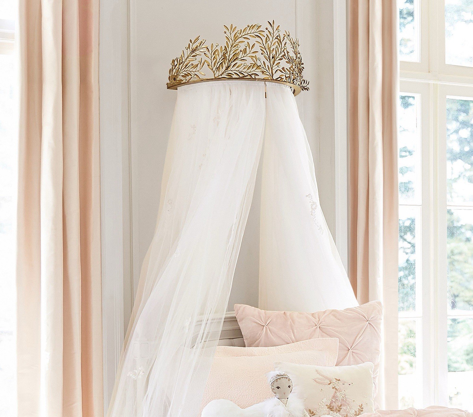 Pottery Barn Kids Monique Lhuillier Gold Vine Cornice 10 x 12 x 23″ #4517A