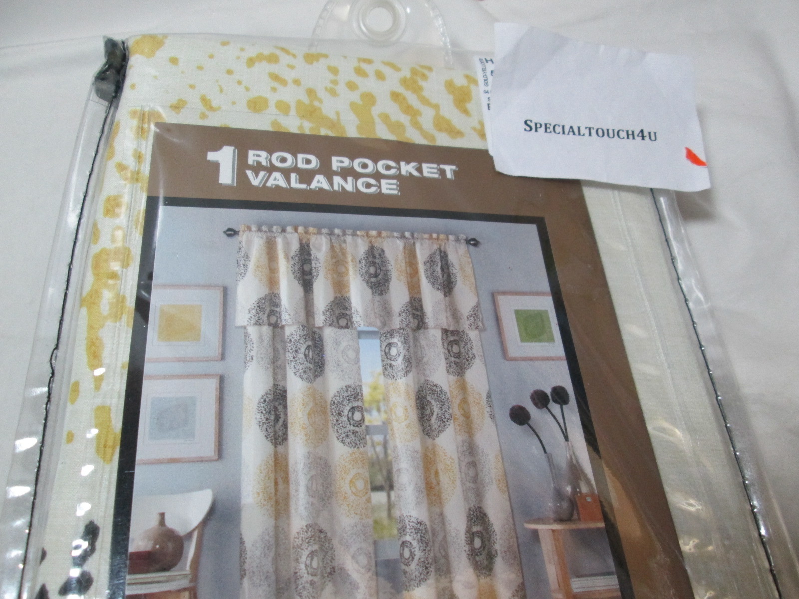 New Liberty Procurement MEDALLION Window Valance 84×24 ~ Black, Yellow, Grey NIP