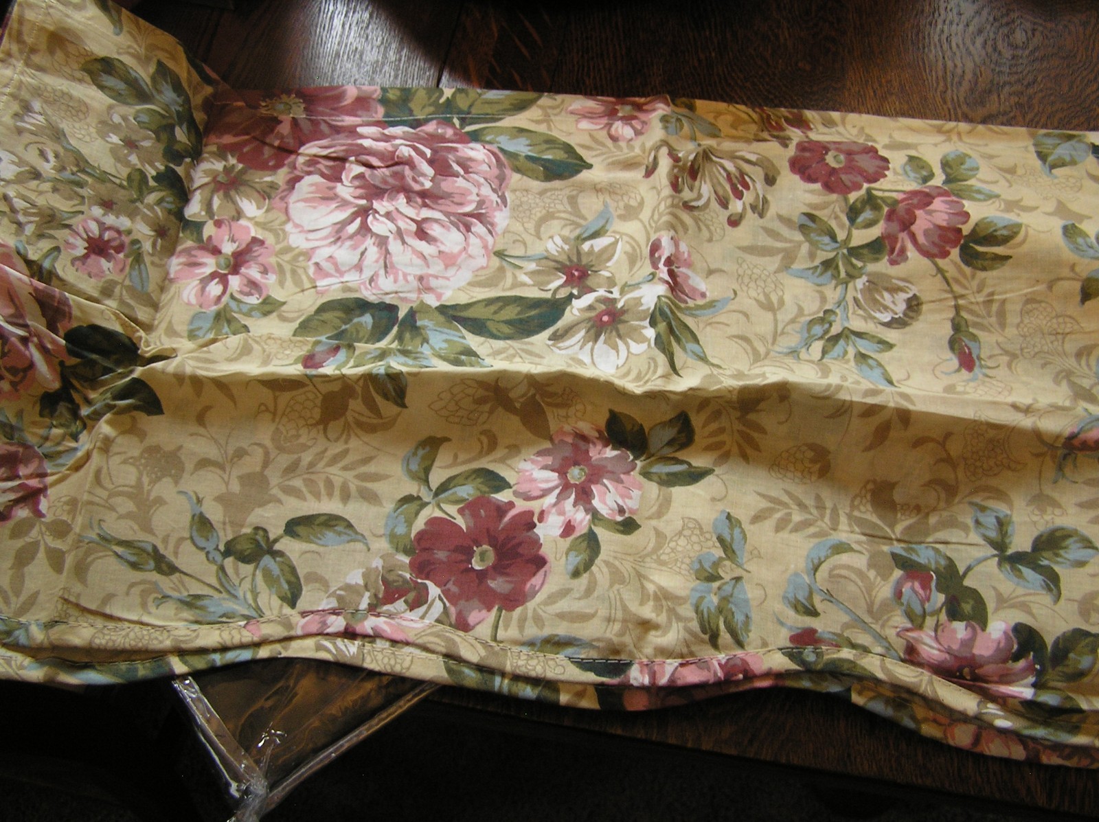 Set of 2 Floral Scalloped Curtain Valances 70″W x 18″L ENGLISH ROSE Cotton~~NIP!