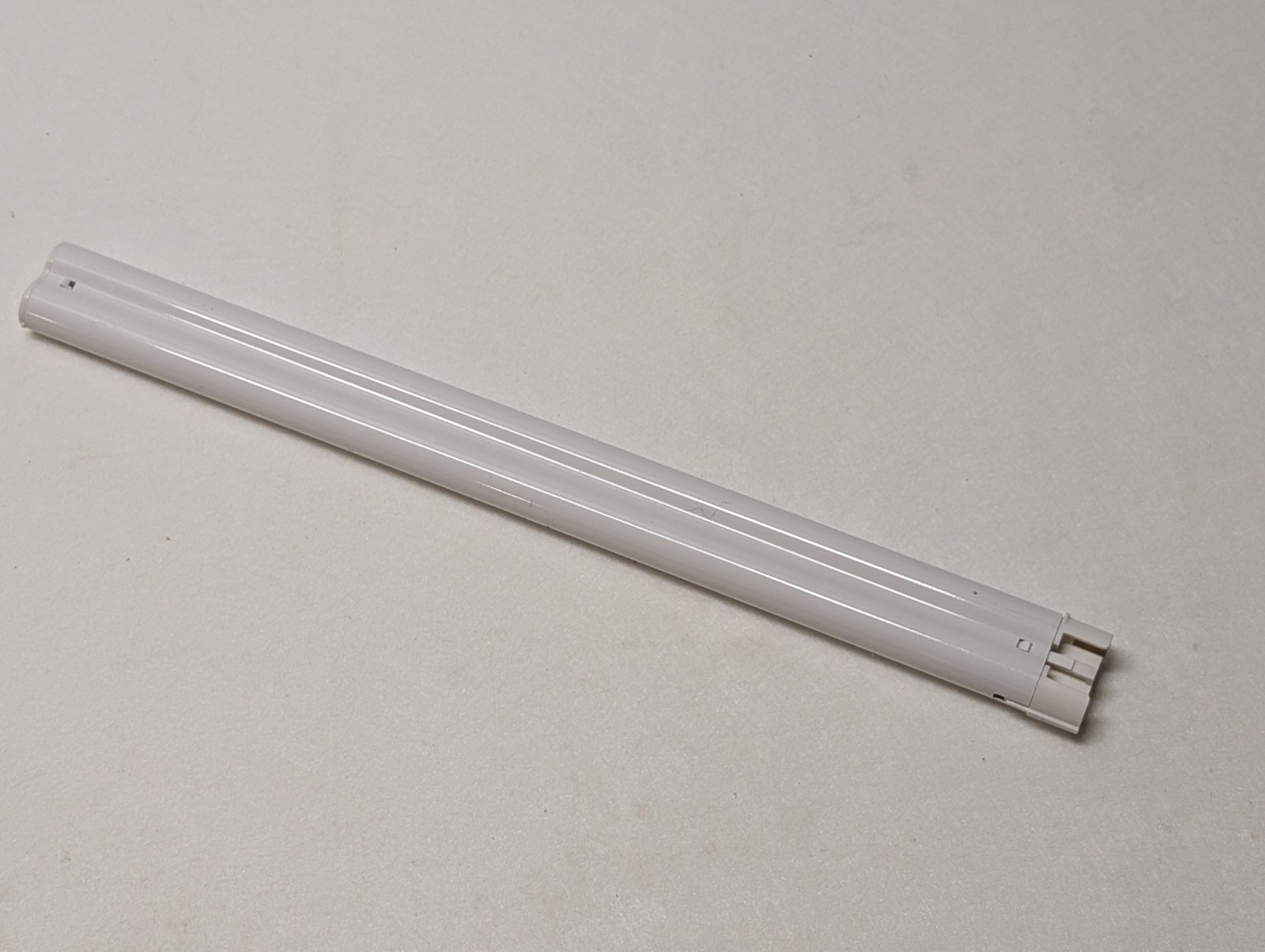 Hunter Douglas 18V AA PowerView Battery Wand Tube – HD Motorized Shade Power