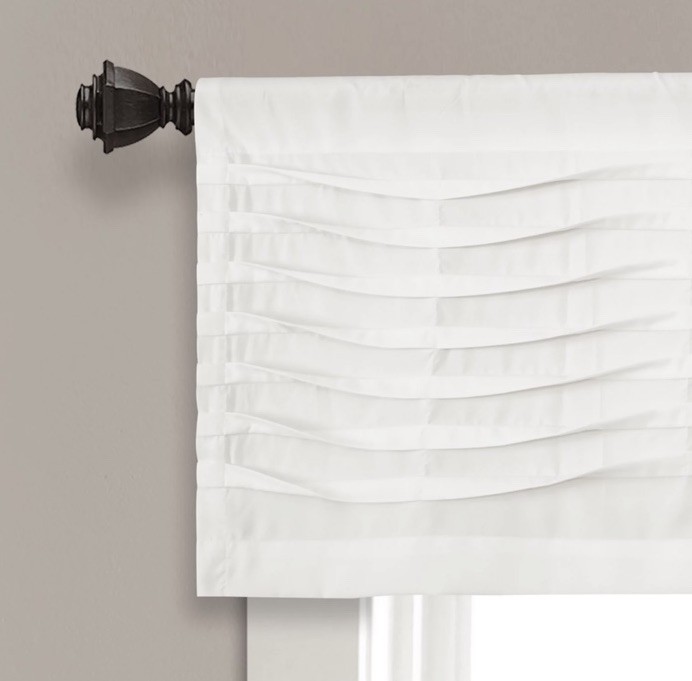 New Lush Decor Cream Wave Texture Valance 52 In x 18 In $60