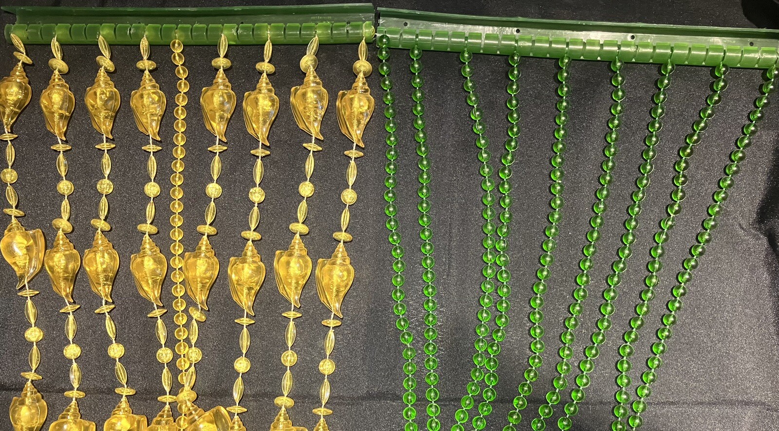 shells yellow green VINTAGE MCM MOLDED ACRYLIC LUCITE DOORWAY BEAD CURTAINs 60’s