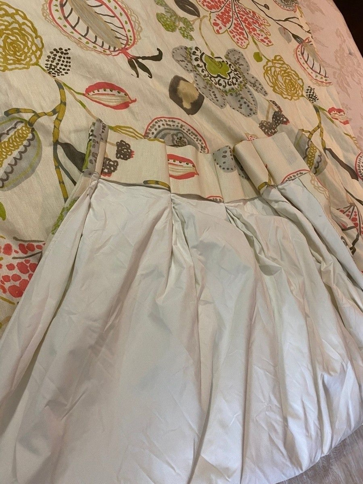 Jacobean Floral Pinch Pleated Cream Lined Drapery Floral Panels Set of 4 EUC