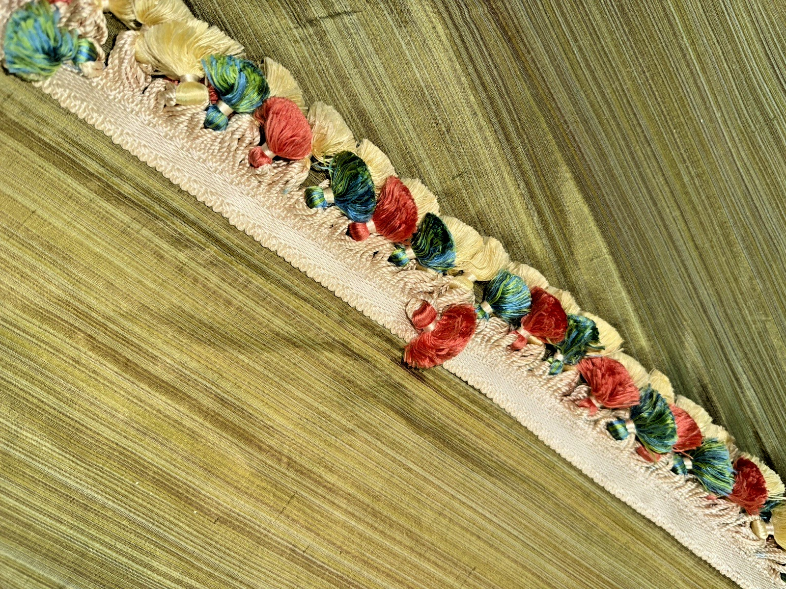 Single Stunning Silk Curtain Panel Green Double Lined 106 Long Poms Border Trim