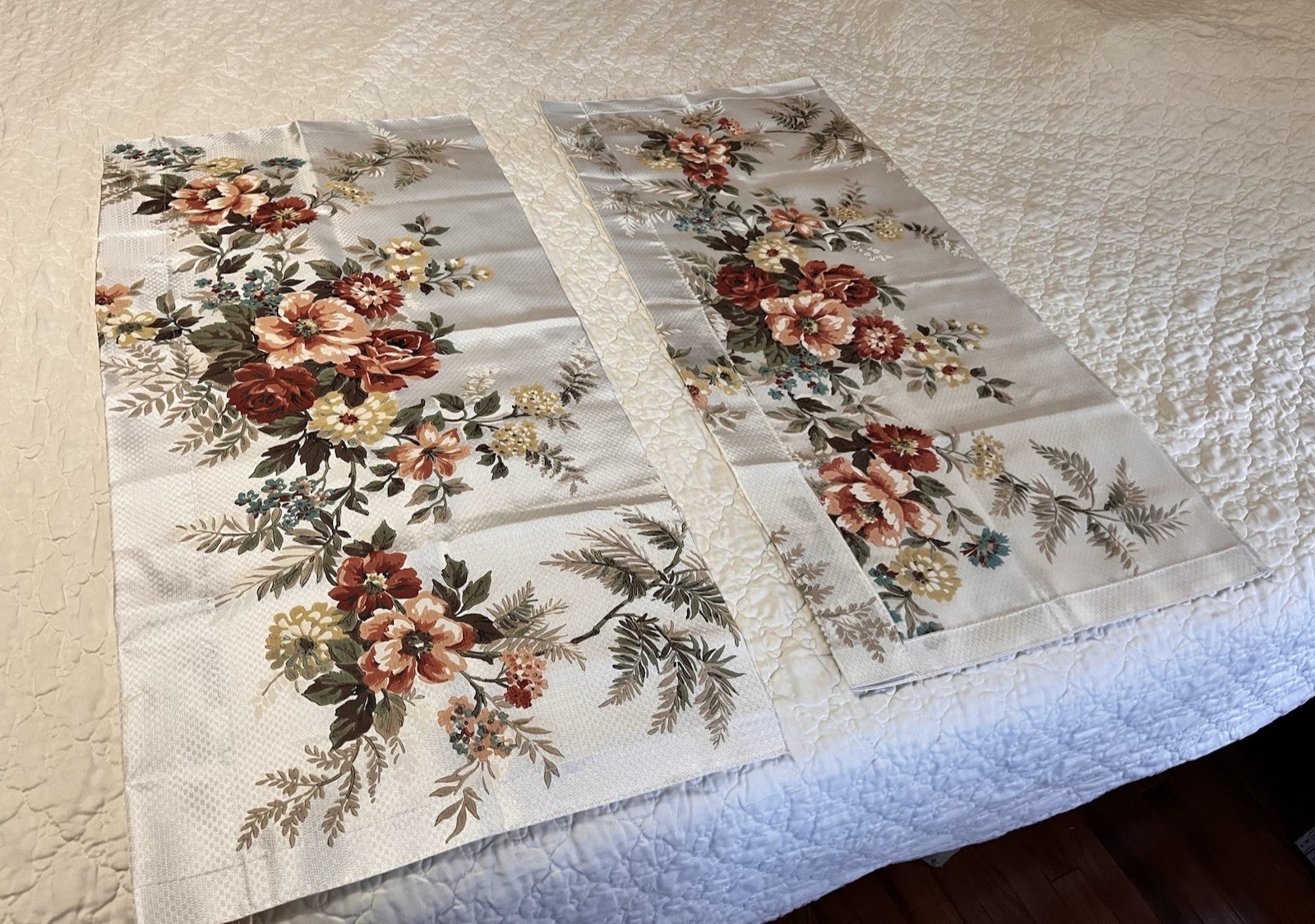 2 VINTAGE MCM BARKCLOTH FLORAL FABRIC VALANCE 40″ WIDE UNFINISHED PANELS