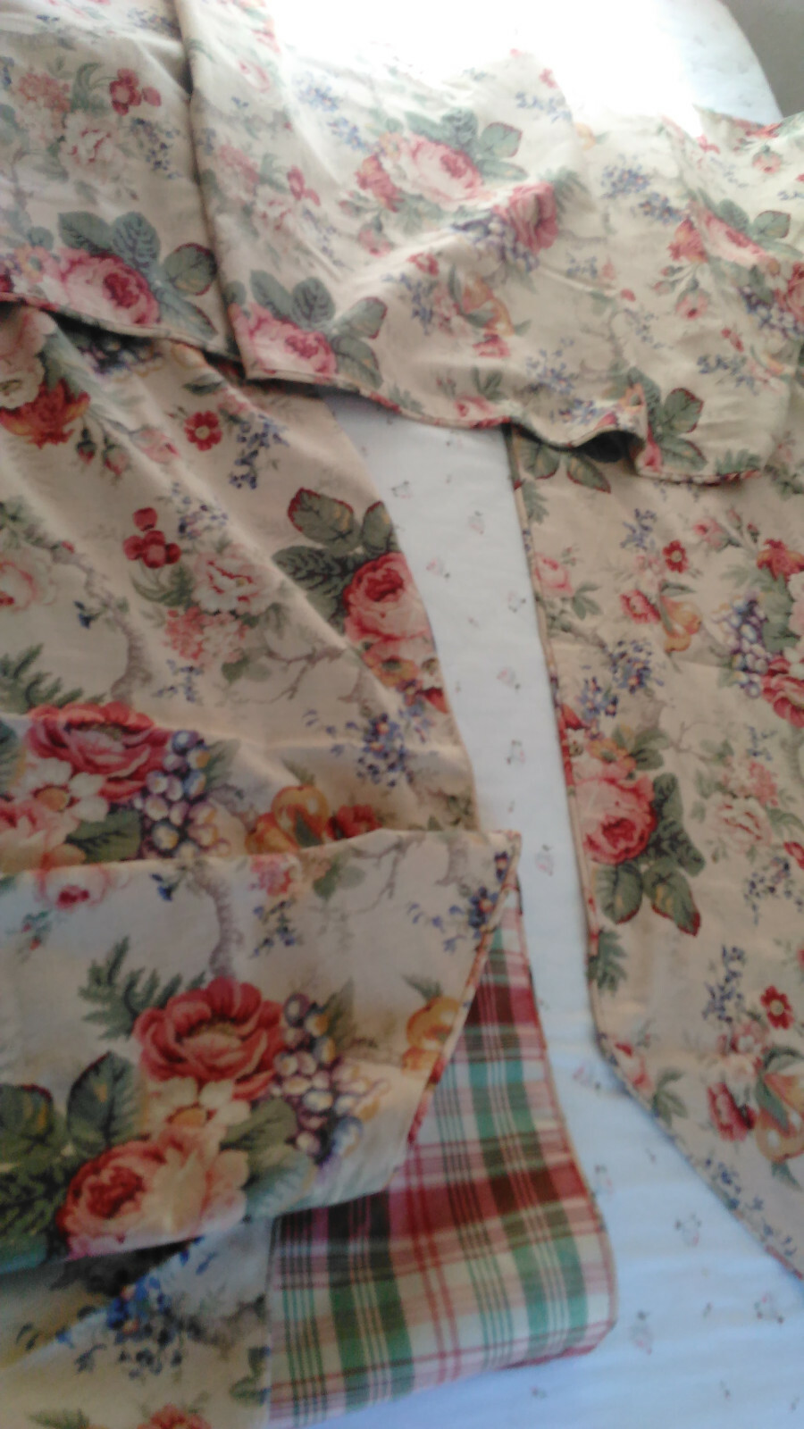 CHAPS LARGE WINDOW SCARF-2 FABRICS-PARCHMENT AND PLAID-252″ LONG COTTON FABRIC