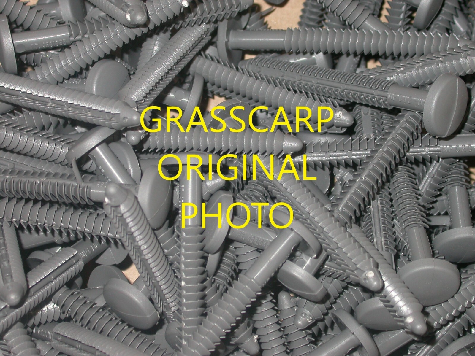 (10-150 pcs) Tuxedo Gray / Bulk/Vinyl Shutter-Lok Fasteners/Spike/Nail/Peg/3″