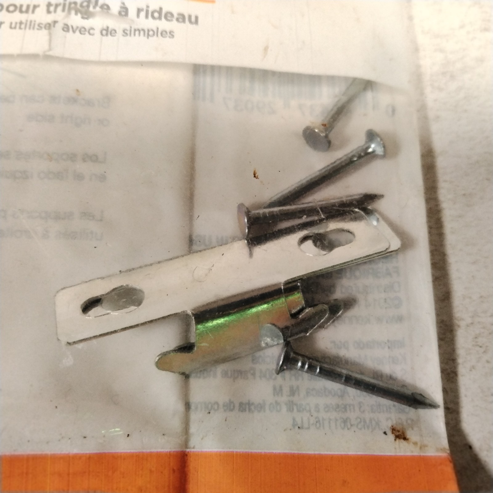 Kenney Curtain Rod Brackets One Pair For Use With Single Curtain Rods