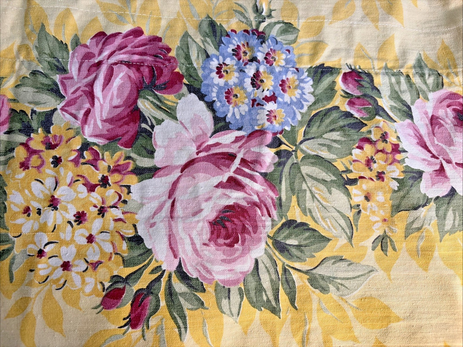 Handmade Rod Pocket Curtain Valance Yellow w/Floral Roses 62×13 English Cottage