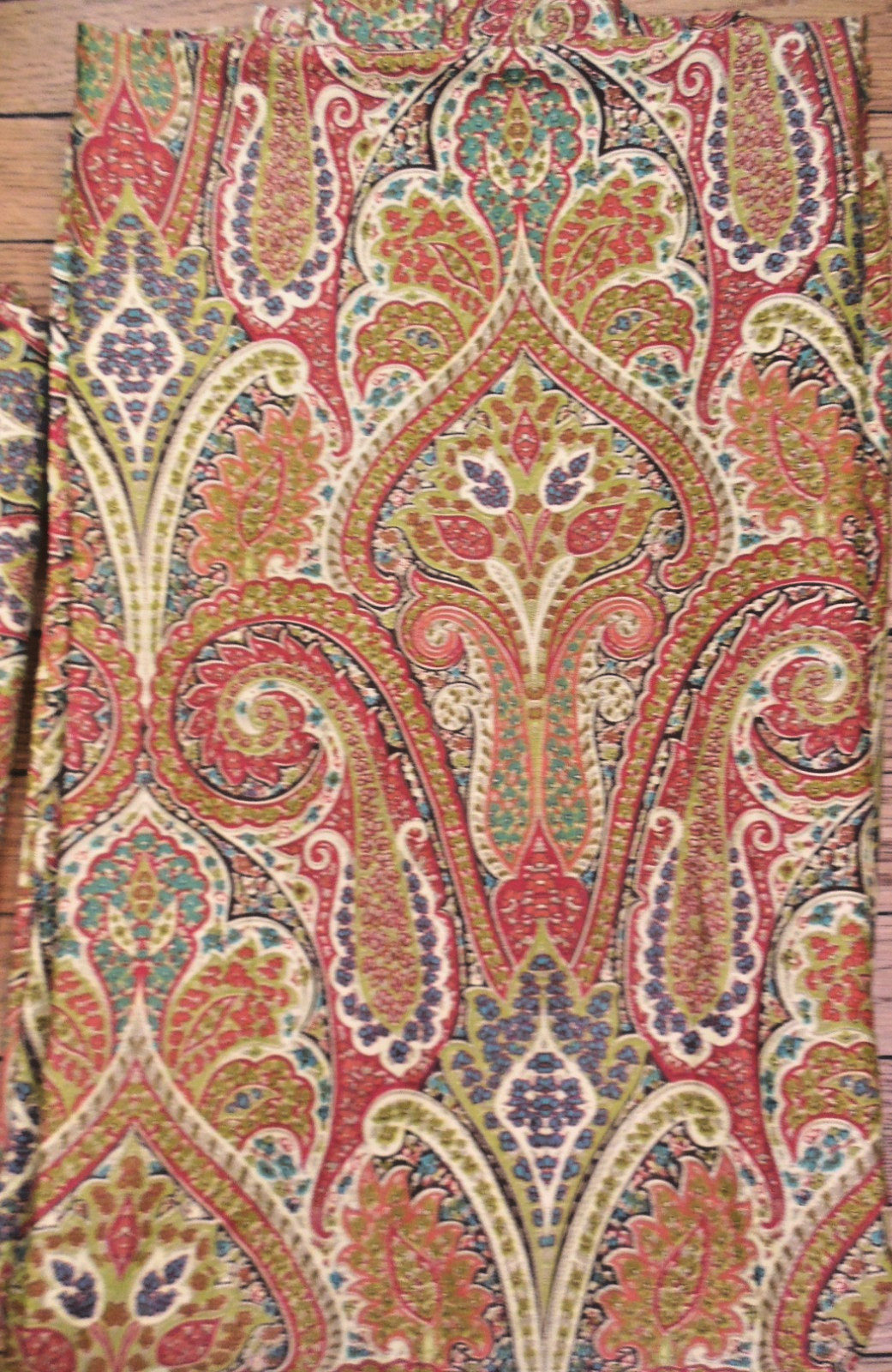 2 Waverly Home Classics Cashmere Ruby Paisley Drapery Panels 84″ L Unlined New