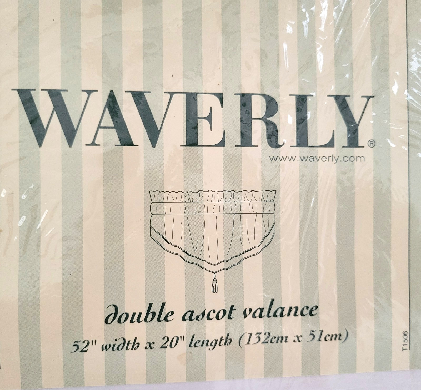 1 NEW Waverly Double Ascot Valance Forever Yours 52″ x 20″