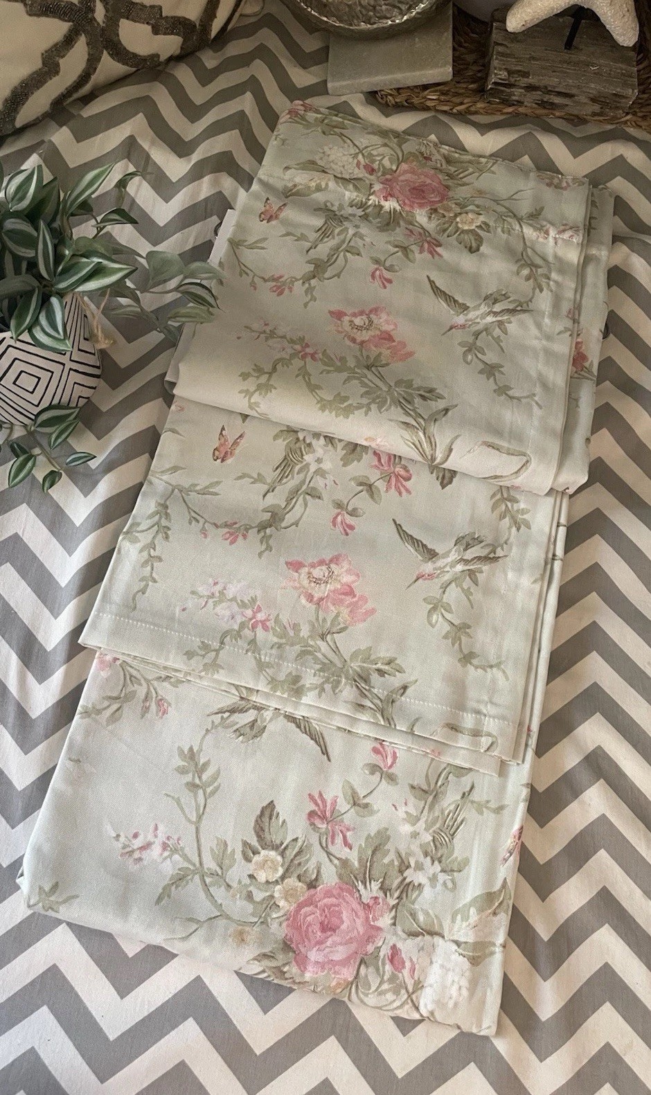 CABBAGES & ROSES 2 Panel Curtain Set Birds Floral HENRIETTA SAGE 50 x 84” NEW