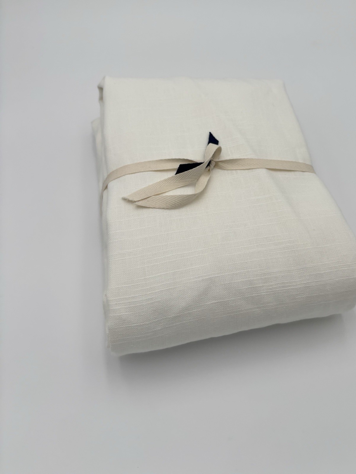 Pottery Barn Emery Linen Grommet Curtain ~ 50” x 84” ~ White ~ Ant Bronze ~ LF