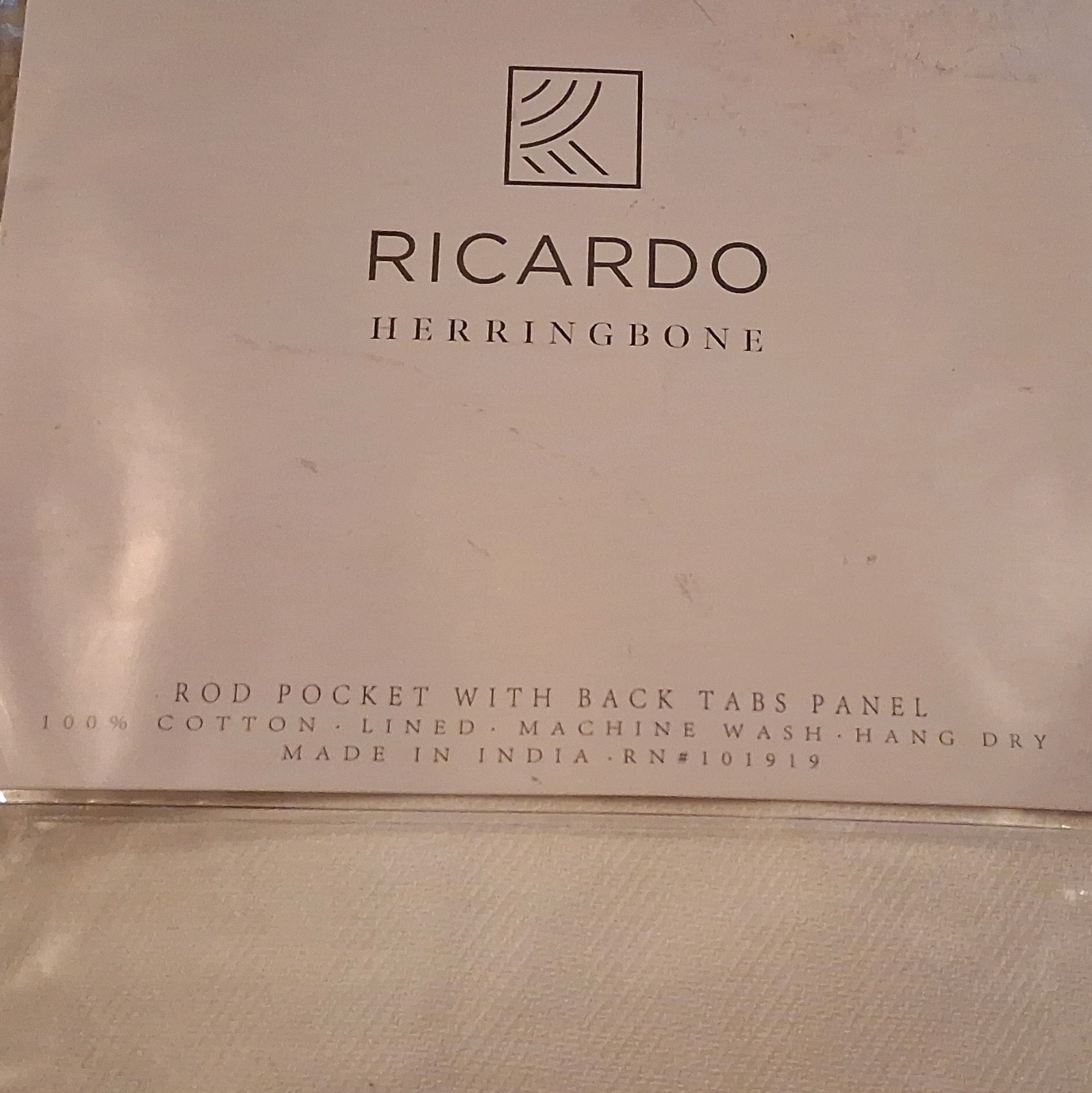 Ricardo Herringbone Curtain Panel – White – 48″ W x 45″ L – New in Package