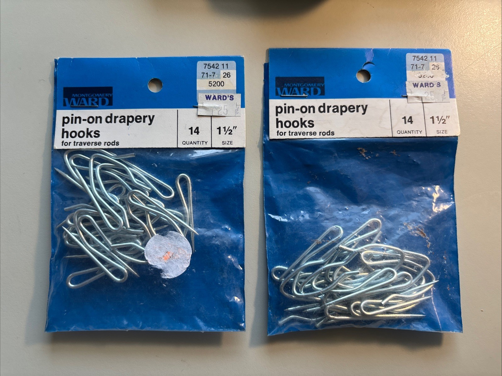 NIB Vtg 2 Packs Montgomery Ward Pin-On Drapery Hooks 1 1/2” #71-5200: 14 Count