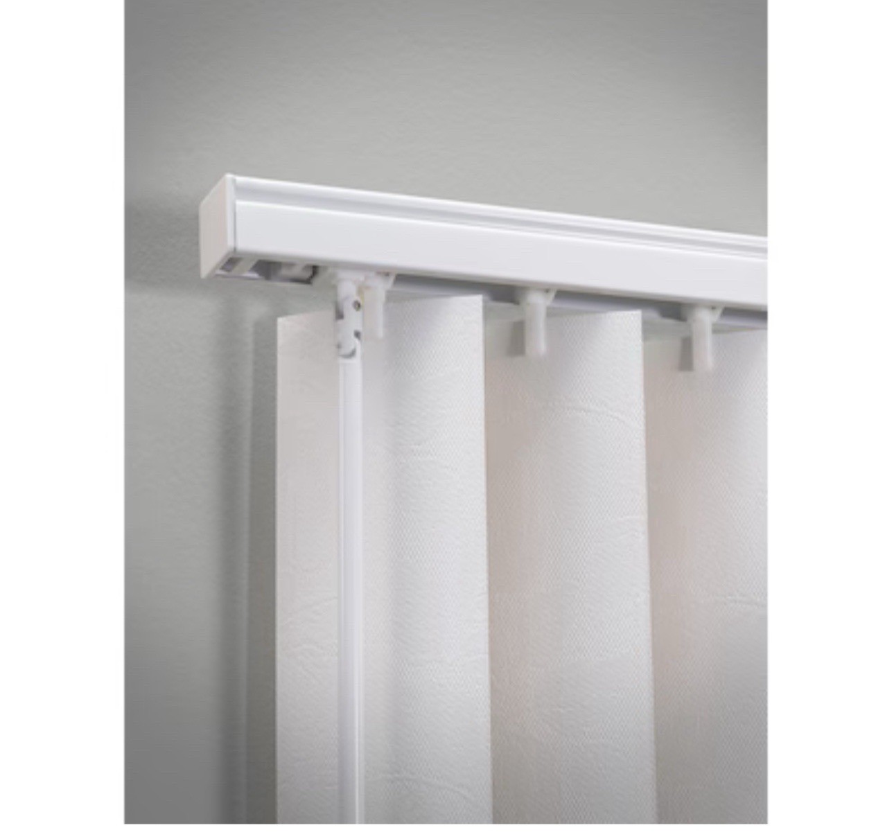 LEVOLOR Trim+Go Vertical blind Head rail. 78”W Can Be Trimmed To 42”W