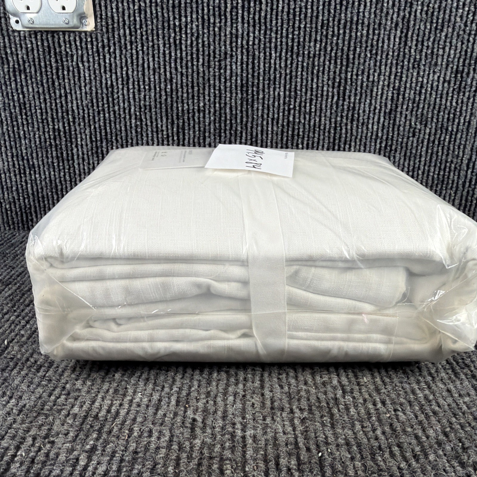 NEW Pottery Barn White Curtain/Blackout lining 3 in 1 Pole Top 84Wx94.5L Emery