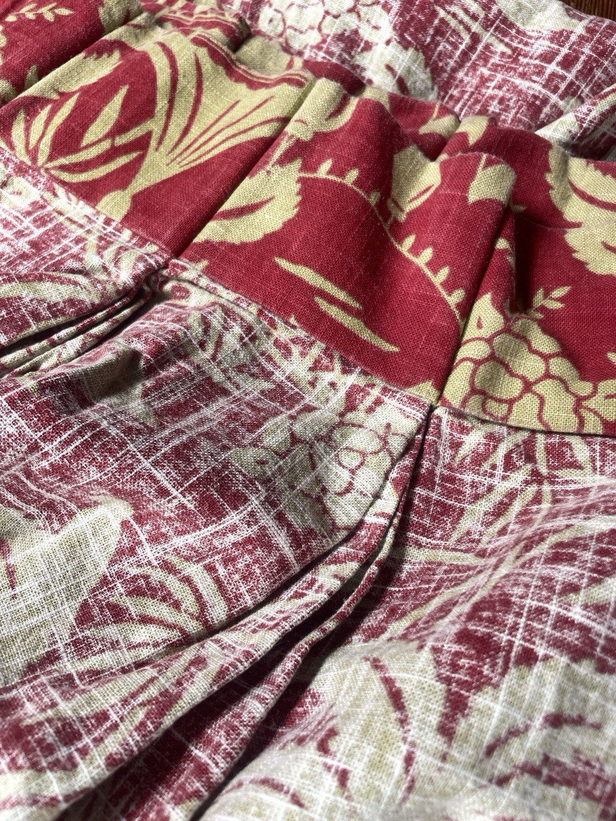 Vintage Set of 4 Pinch Pleat Curtains 70s MCM 108” Long Red Green Drapes Retro