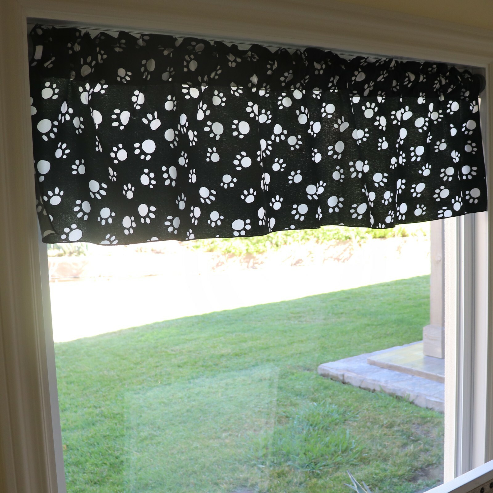 Cotton Print Window Curtain Valance Paw Prints 58″ Wide