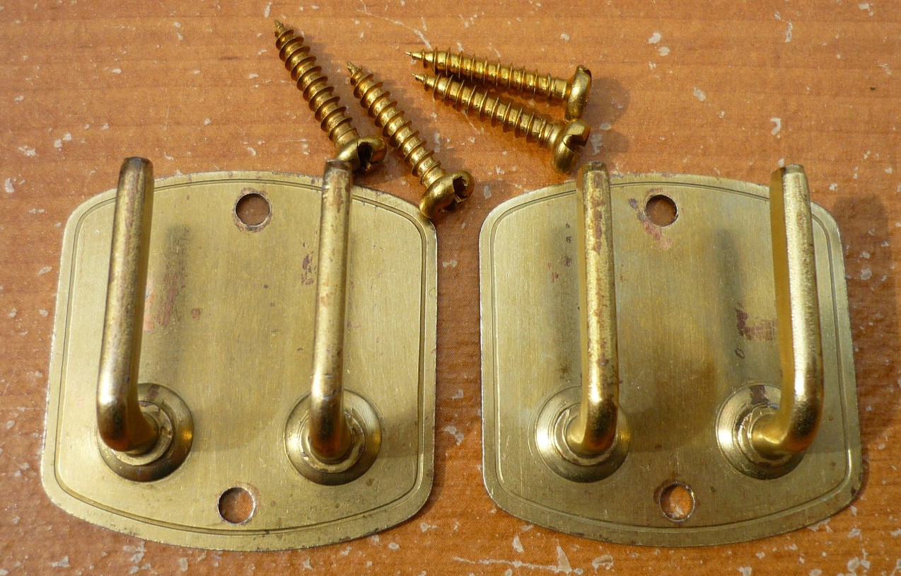(2) Antique Brass Finish Round Sash Rod Cafe Brackets Outside Mount Slotted