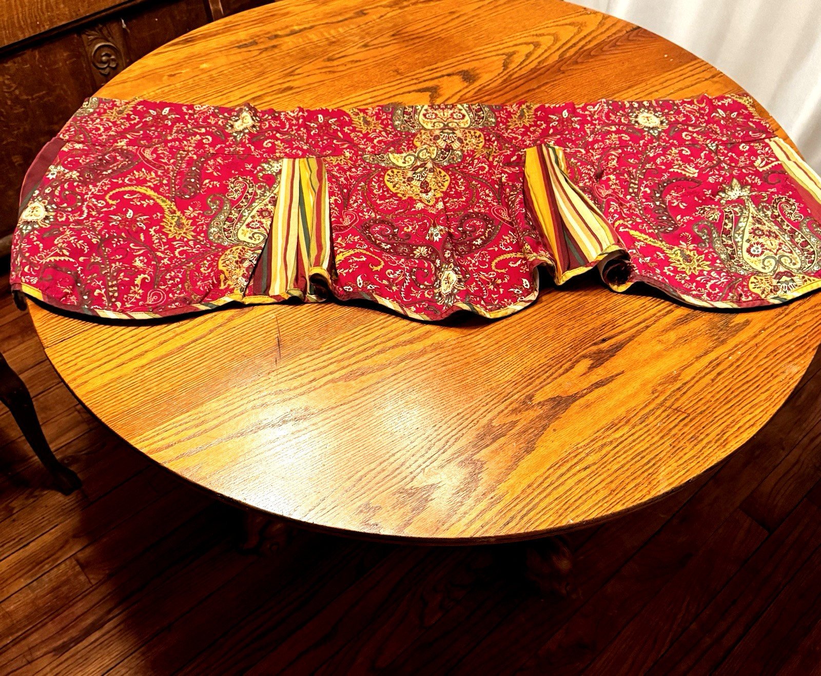 WAVERLY Valance Byzance Becky Red Gold Paisley Pleated Stripes 18″ x 45″ FreShip