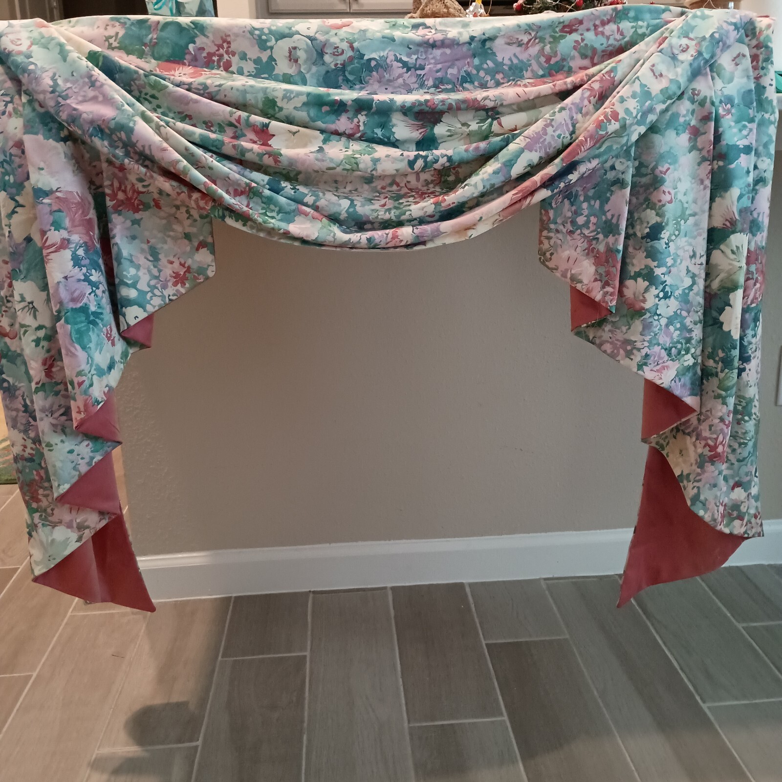 Swag ,Jabots Single Window Treatment,Classic Look With Contemporary Fabric