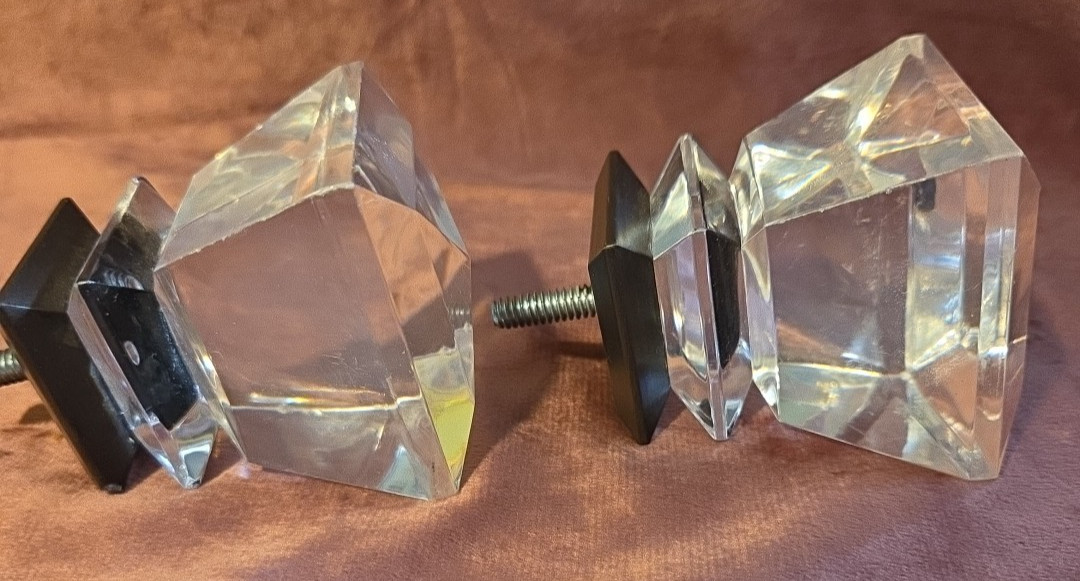 Acrylic Crystal Shaped Square Curtain Rod Cap Finial