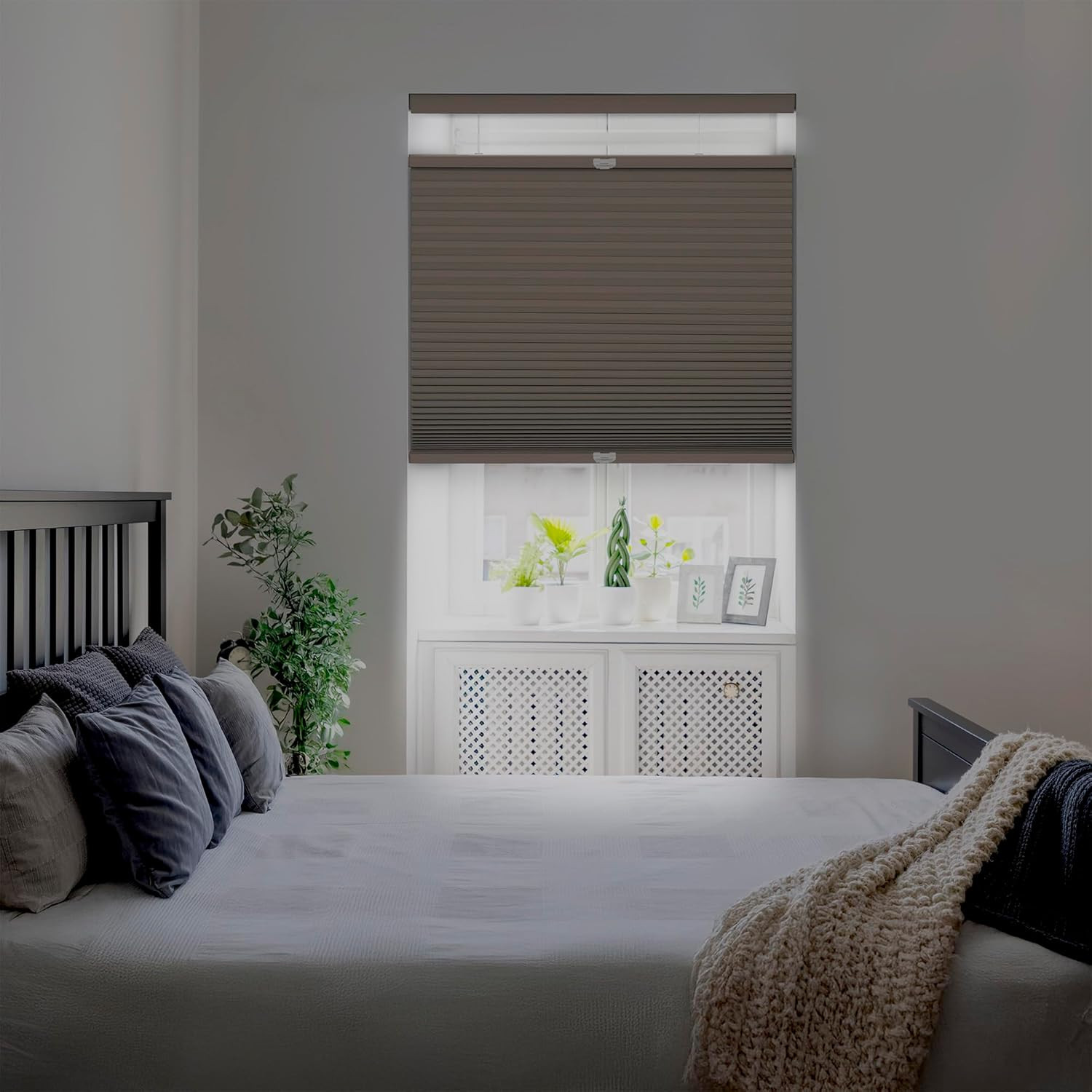 Cordless Blackout Cellular Shade 33″x72″ – Top Down Bottom Up, Latte