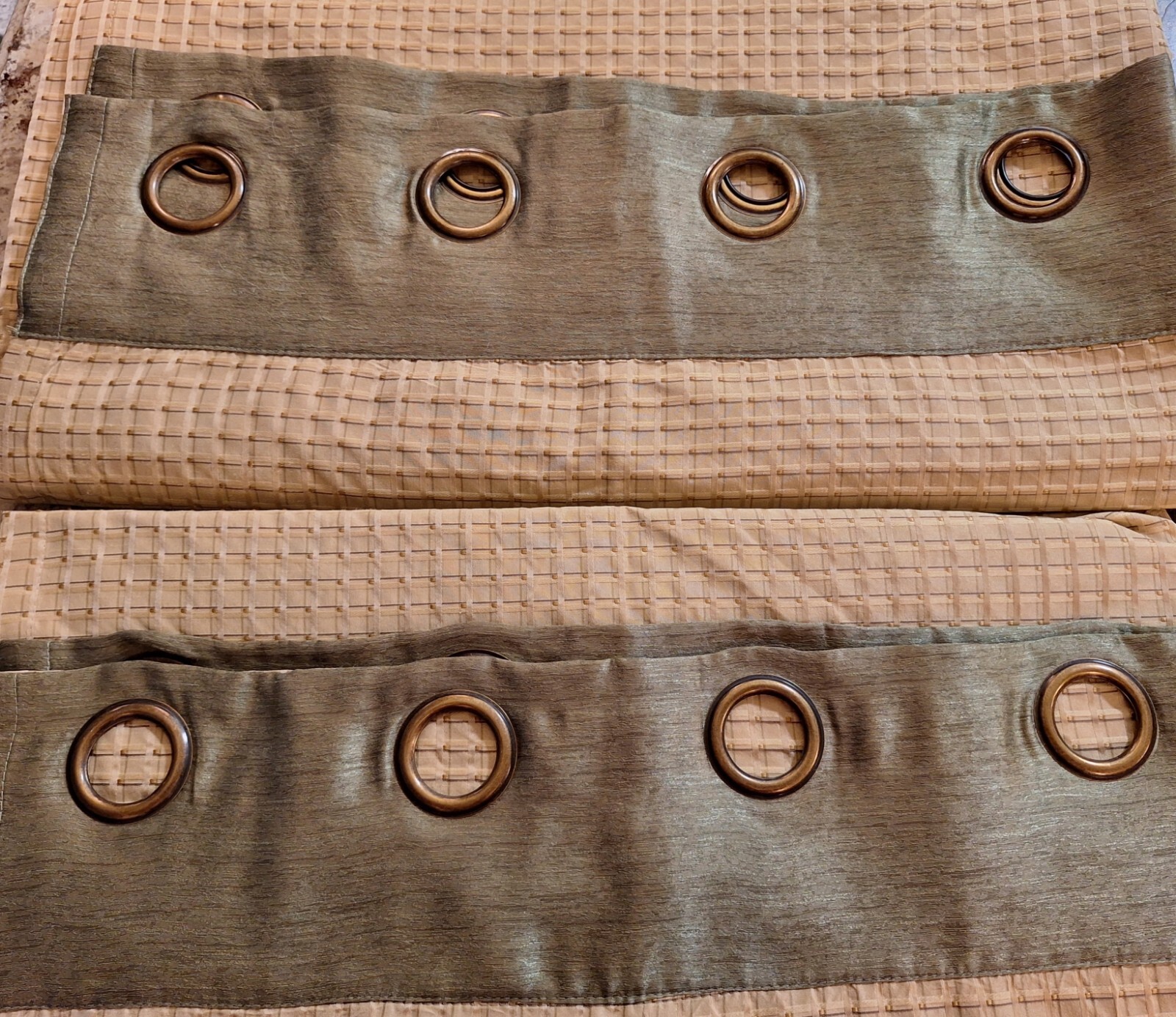 Drapery Panels Pair 84″ Long 51″ Wide Each Grommets Lined Green Gold Quality