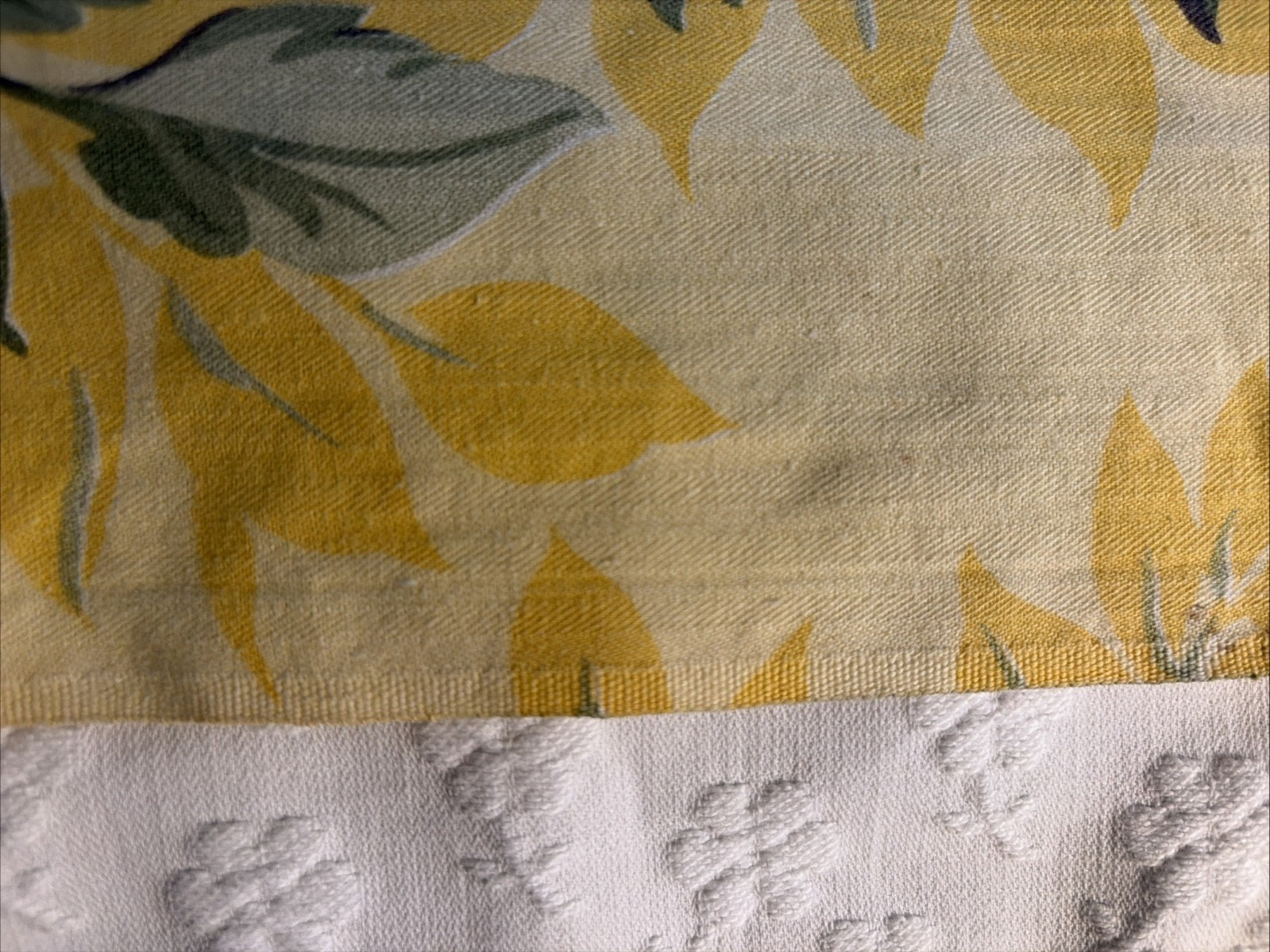 Handmade Rod Pocket Curtain Valance Yellow w/Floral Roses 62×13 English Cottage