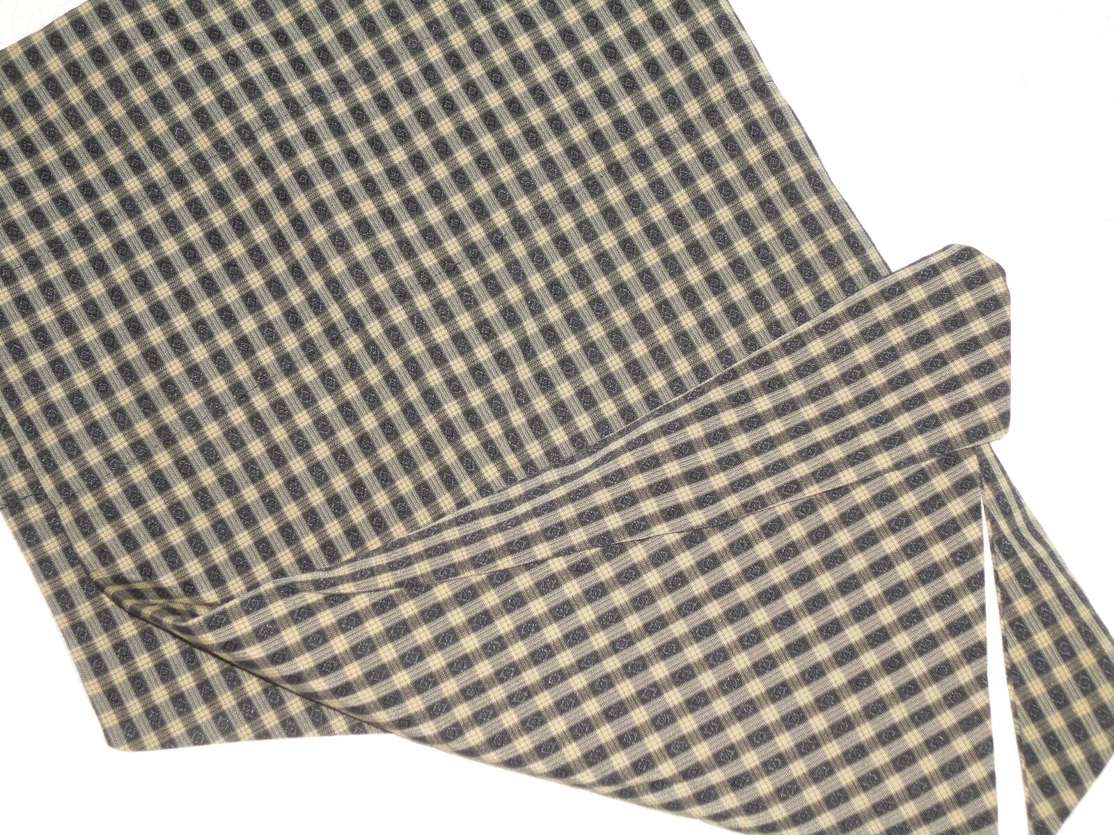 WAVERLY BLACK & TAN CHECK GINGHAM MARQUETTE (1) ASCOT VALANCE 50 X 20
