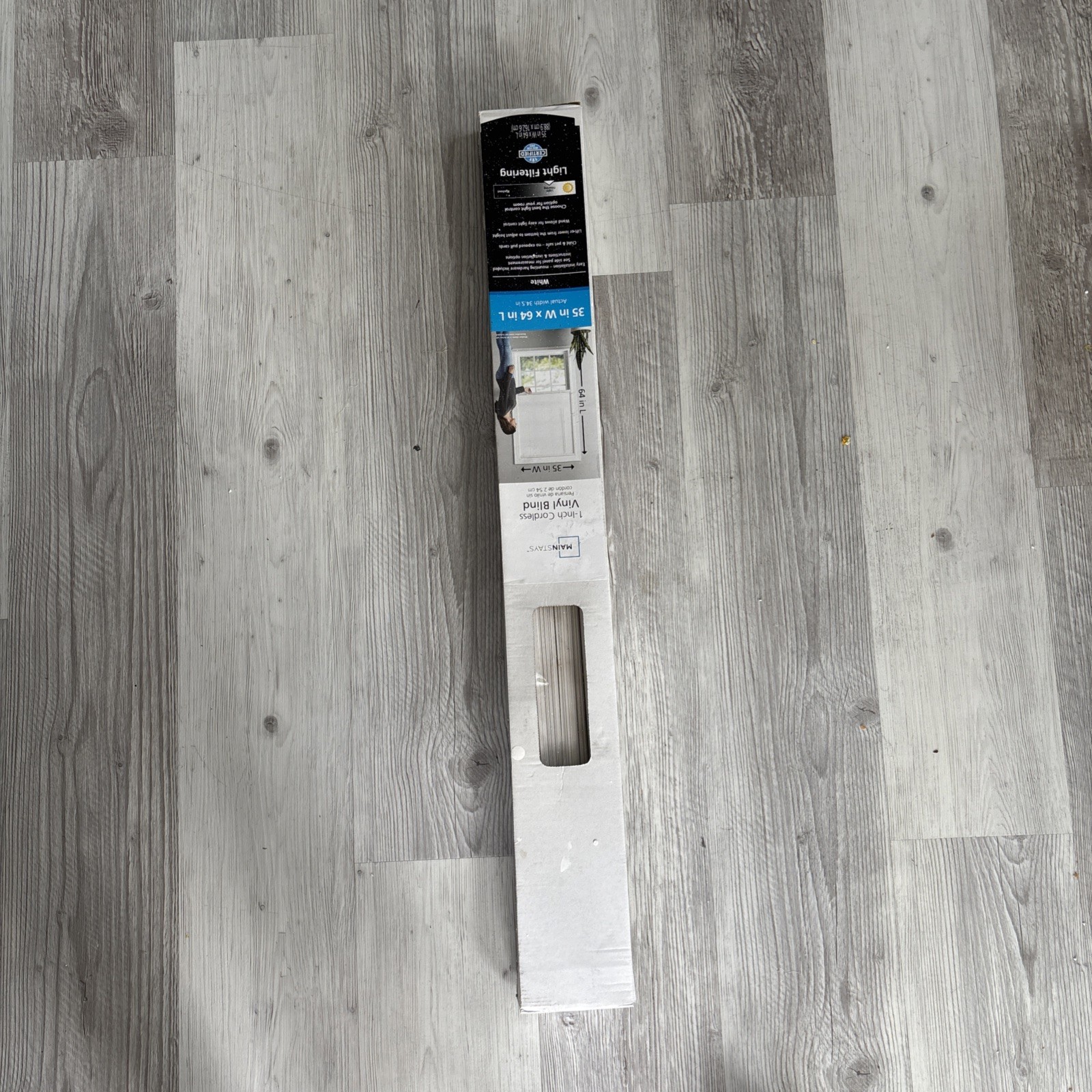 35″ x 64″ Mainstays Cordless 1″ Vinyl Light Filtering Blinds – White, DAMAGED