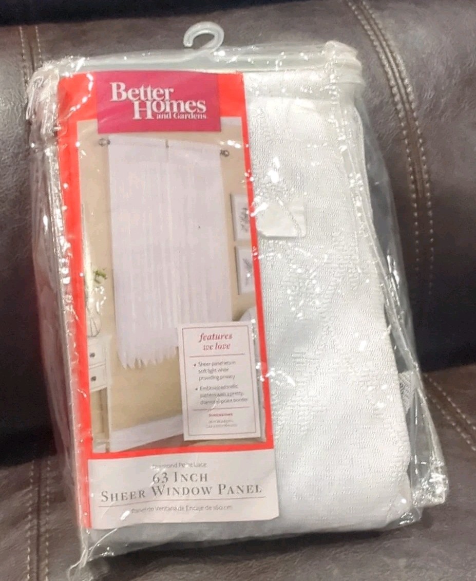 BETTER HOMES AND GARDENS 63-INCH LACE SHEER WINDOW PANEL White