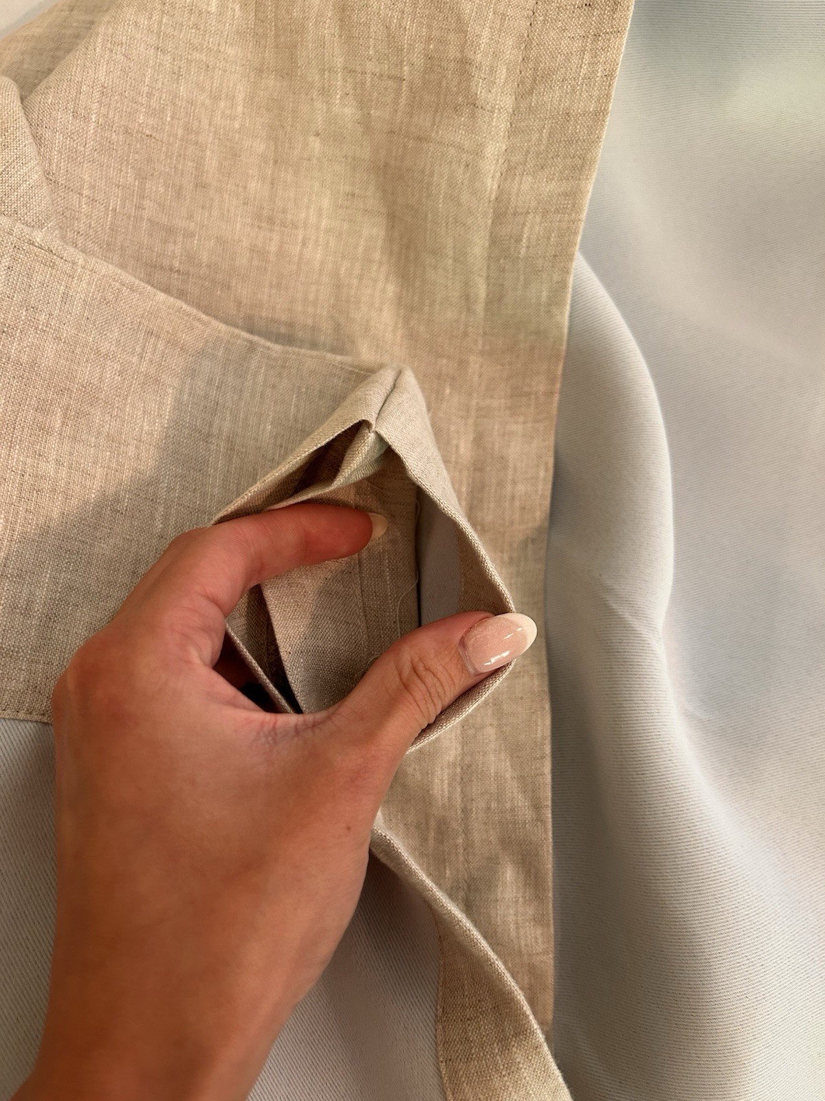 West Elm European Flax Linen Blackout Curtain (1) 48”x108” Natural Flax USED