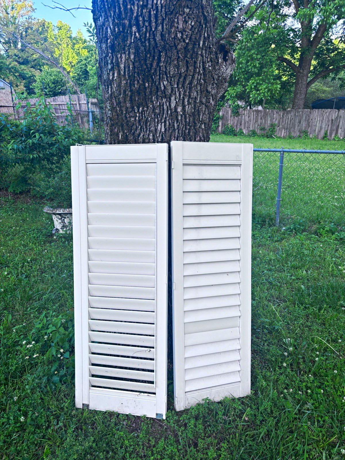 White Wood Plantation Shutters, 2 Folding Panels, Visible Tilt Rod, Indoor