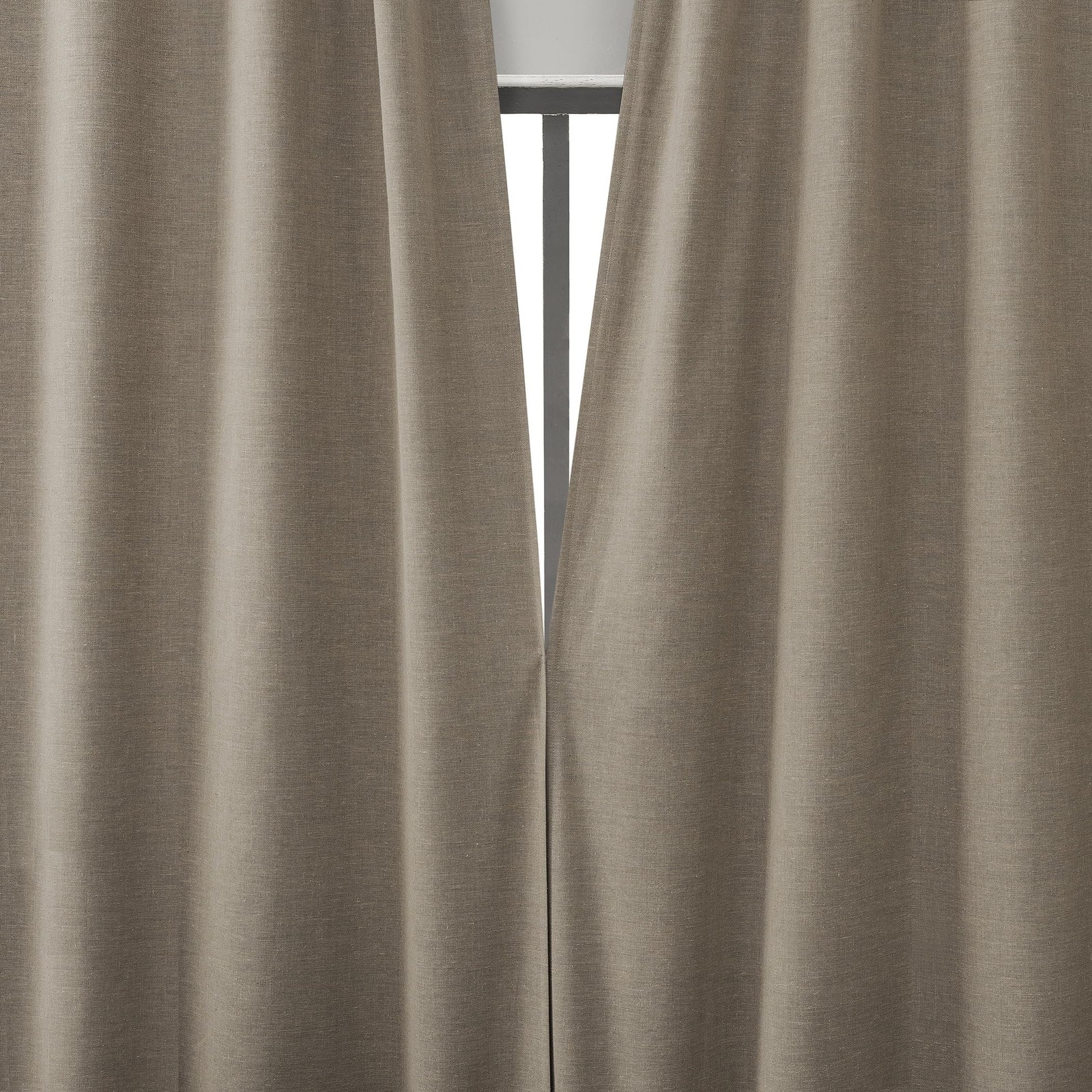 Sun Zero Treviso Linen Blend Magnetic Closure 40″W x 96″L (Pack of 1), Taupe
