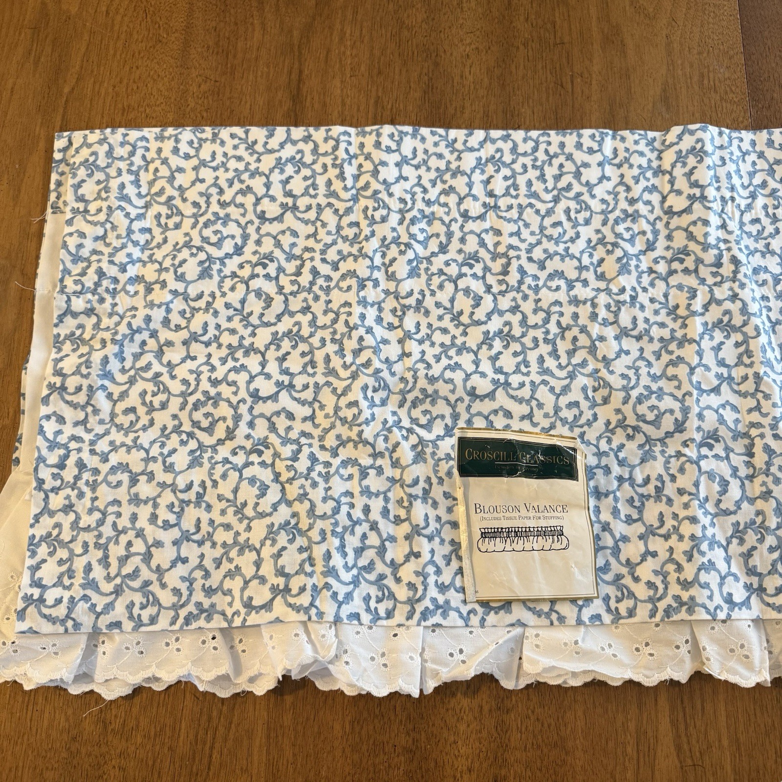 Vtg Croscill Balloon Curtain Valance Blue White Scroll Eyelet 17×84 NEW Open PKG