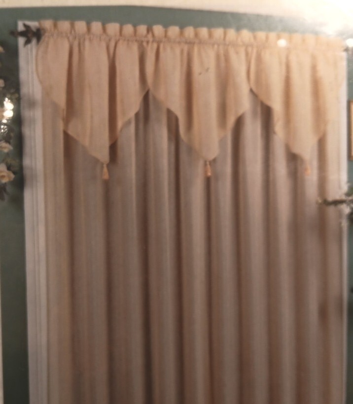 3 Starlight Ivory ‘Textured Snow’ Valances 40″ X 25″ NEW Set Of Three W/ Tassle