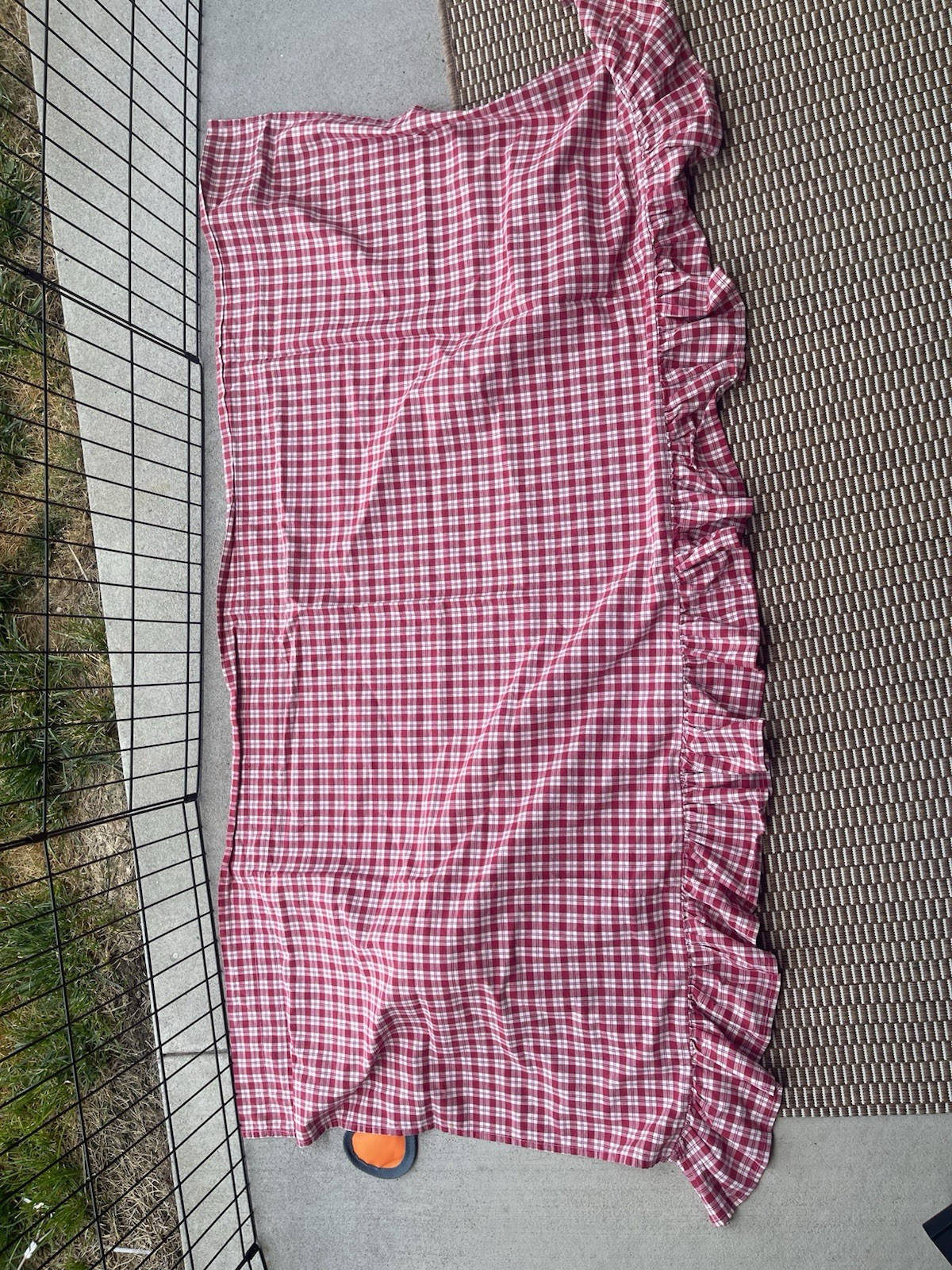 Country Style 2- Curtains 2 Valance & 2 Tie Backs Unknown Brand
