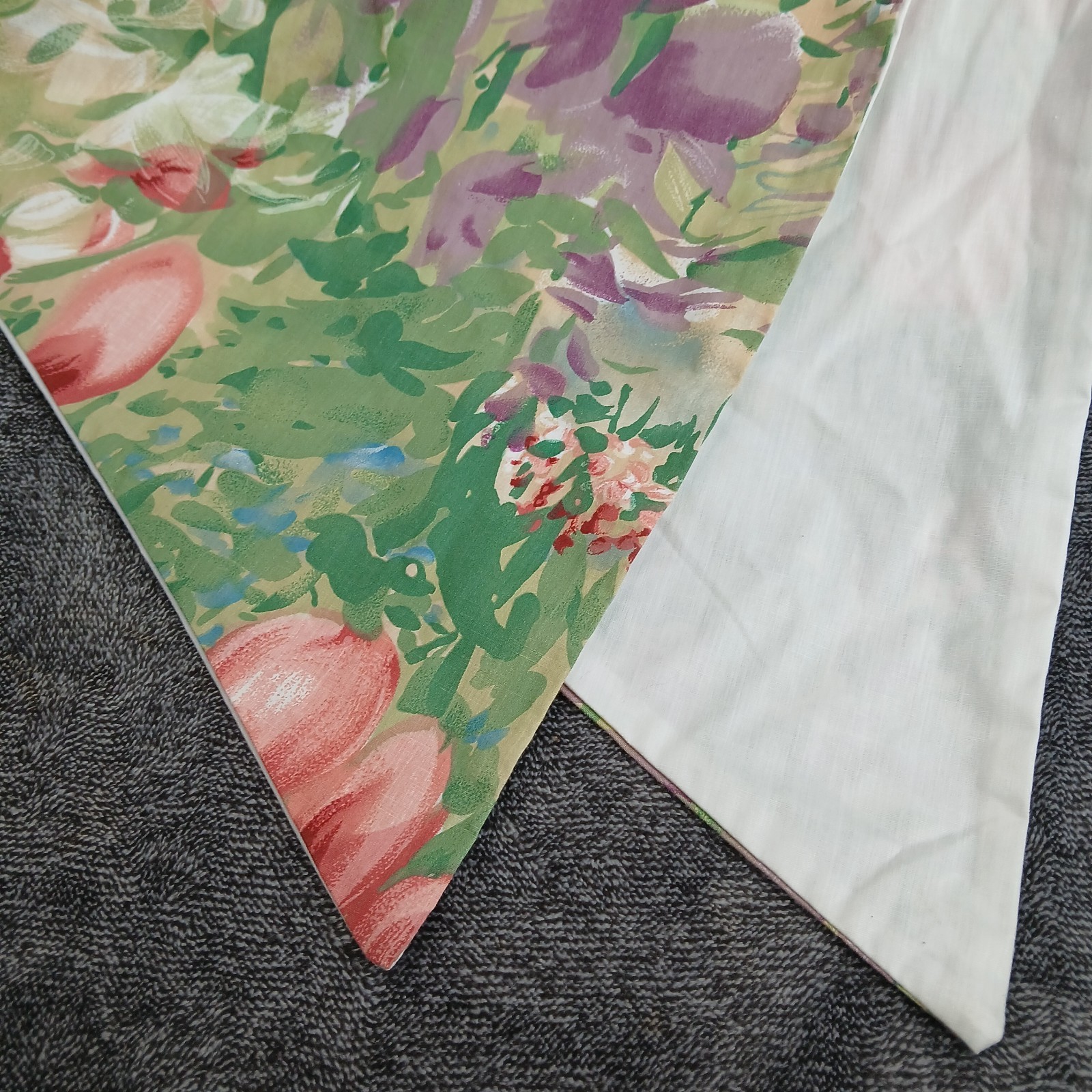 Croscill Window Scarf Valance Cottage Fabric Floral Blue Purple Pink Pair 142×42