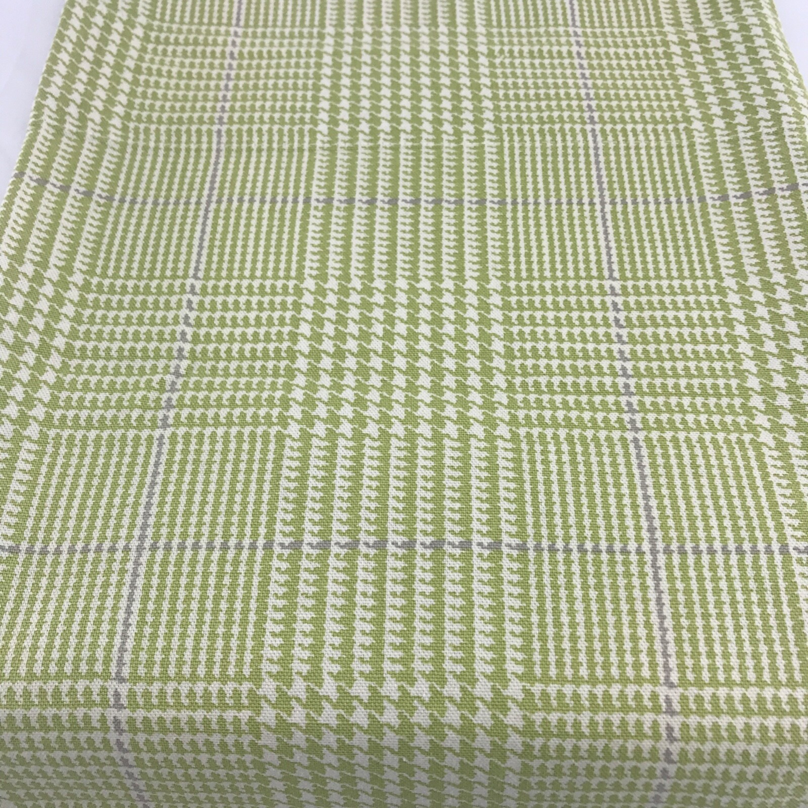 Waverly Lime Green Check Houndstooth Valance 51″ x 19″ – 100% Cotton