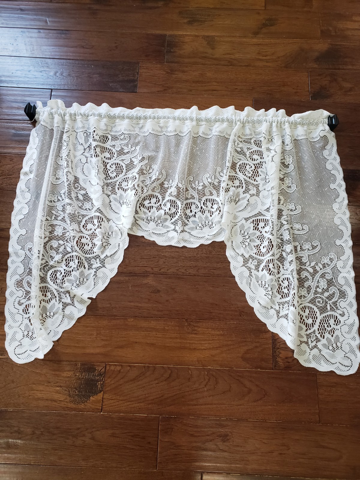 Vintage Filet Lace Curtain Valance Swag Scalloped Cottage Farmhouse 53″ Wide USA