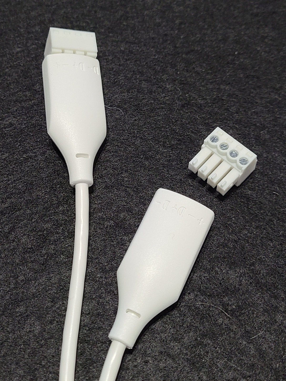 Lot Of 2 Hunter Douglas Powerview+ 4 Wire Y Connector Daisy Chain – New 1014260
