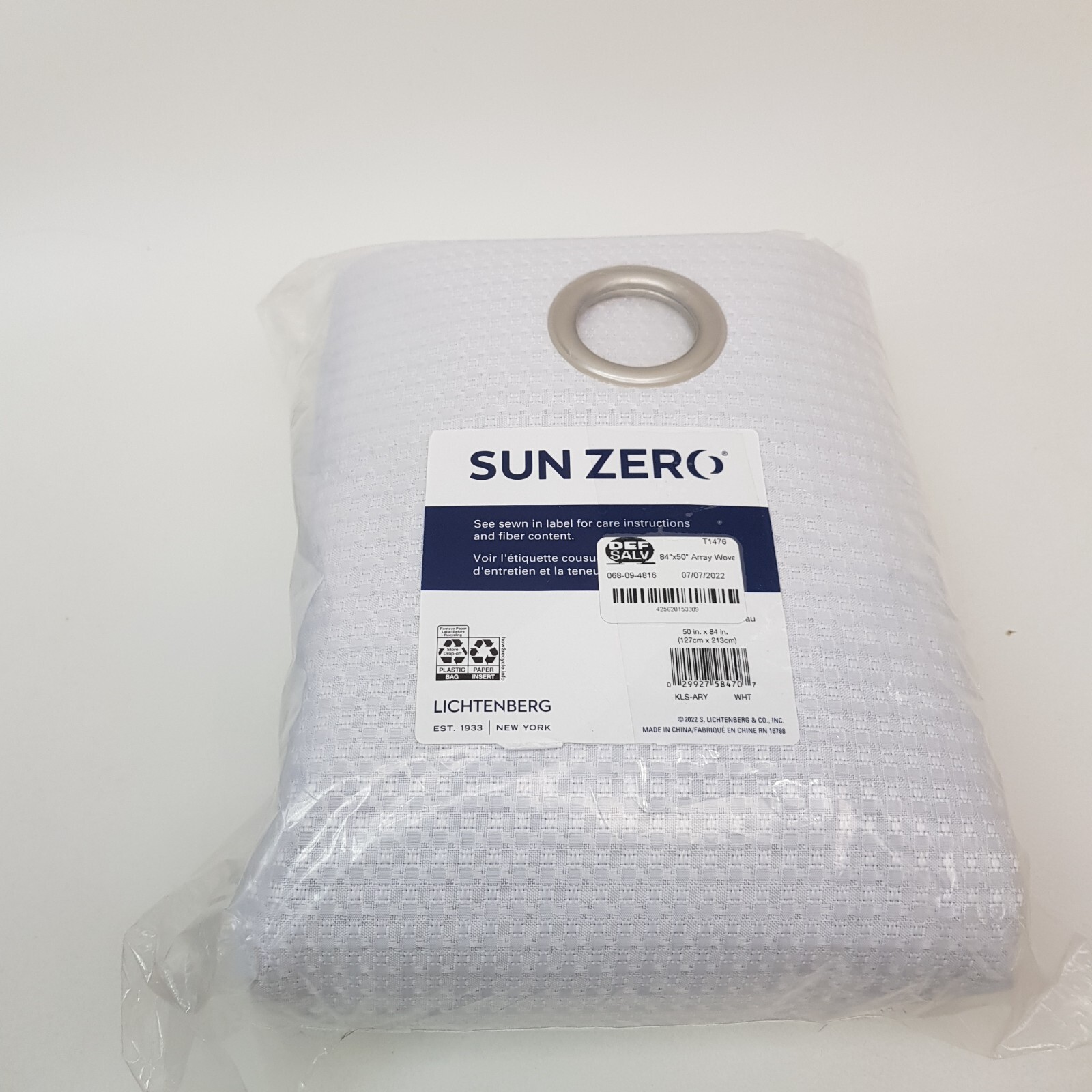 Sun Zero Blackout White Array Woven Dobby Draft Fleece 1 Panel Grommet 84″X 50″