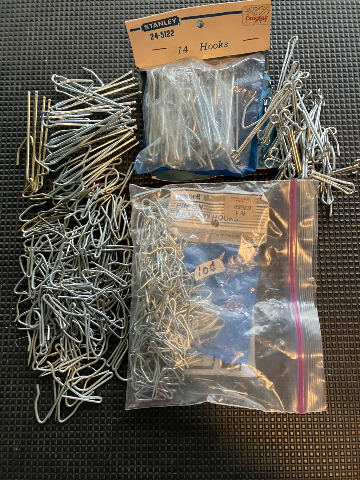 DRAPERY Curtain METAL HOOKS Assorted LOT See Photos