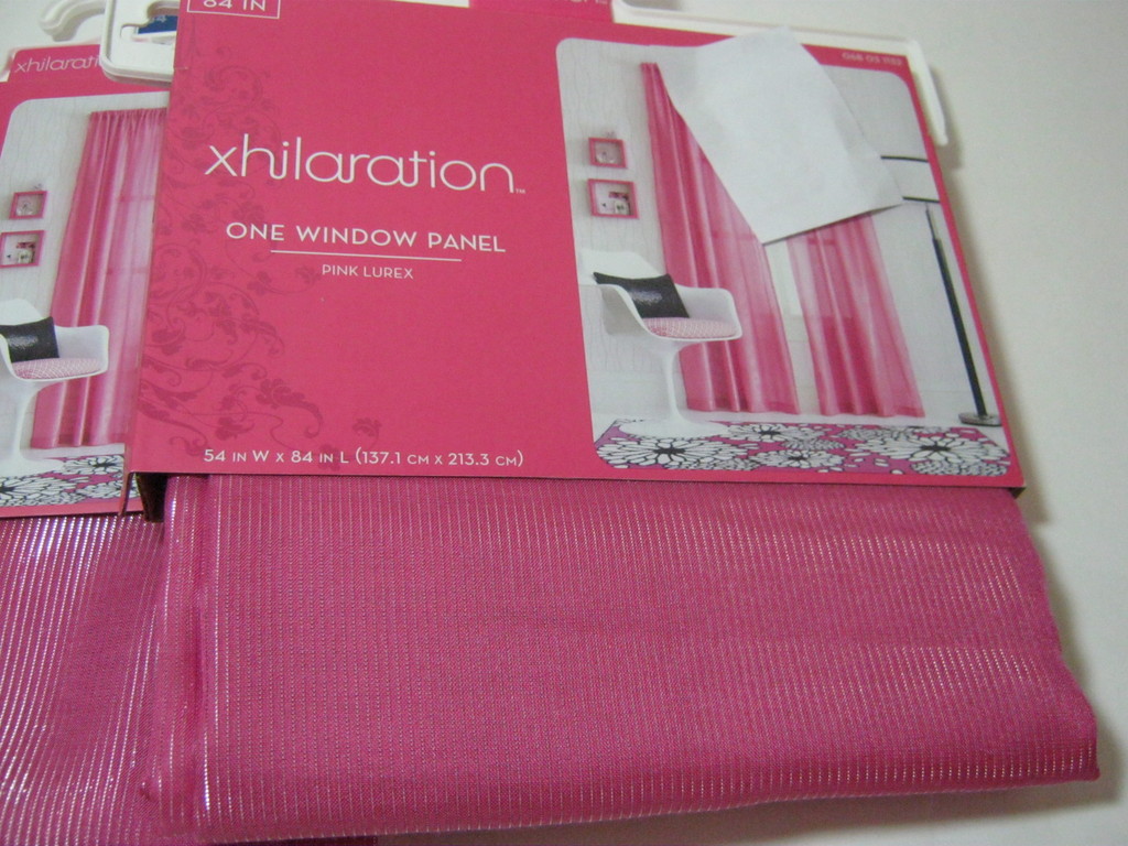 New XHILARATION LUREX 1 WINDOW PANEL 54×84 ~ Pink with Silver METALLIC Stripe
