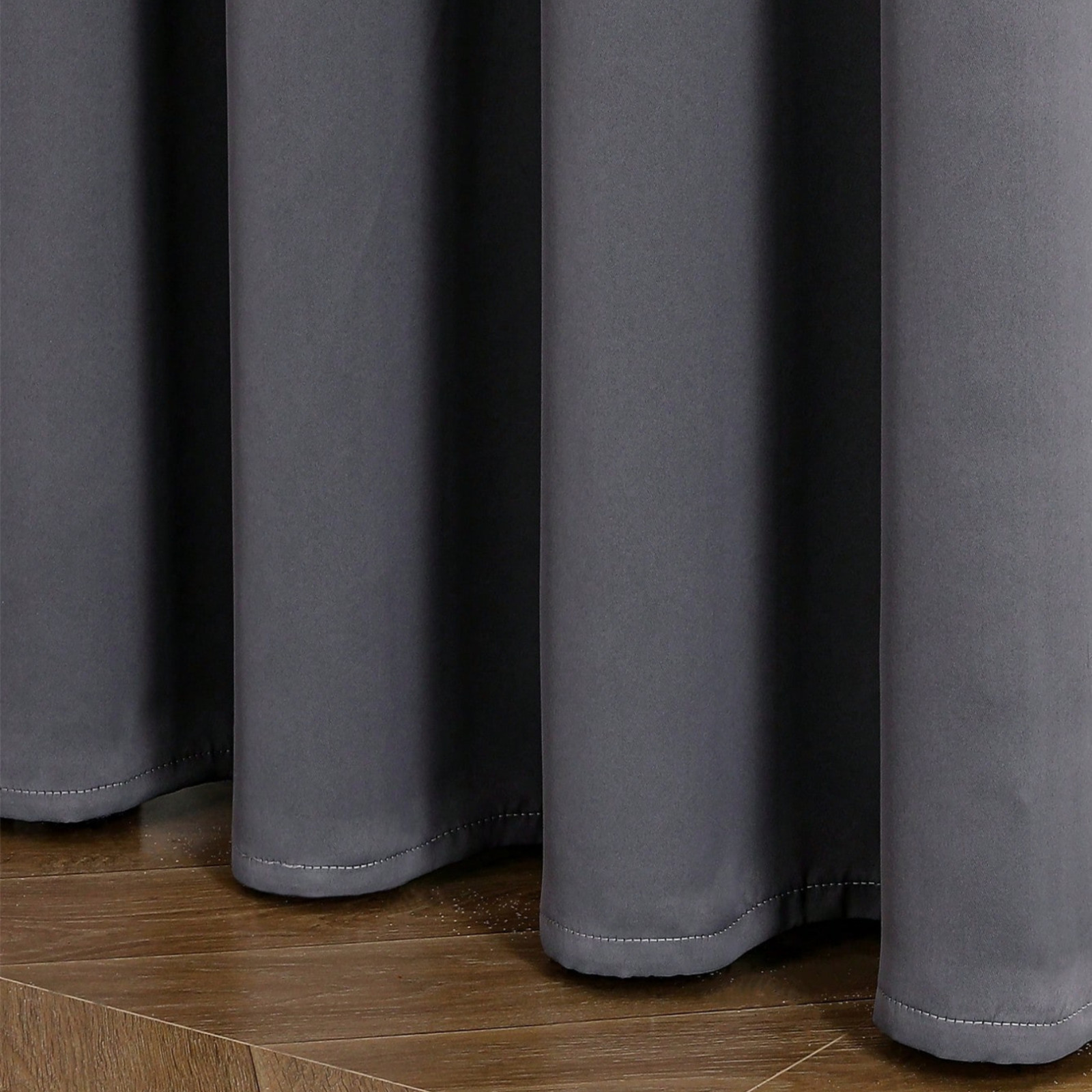 Blackout Curtains UV-Blocking Thermal Insulated Living Room Curtain Window Drape