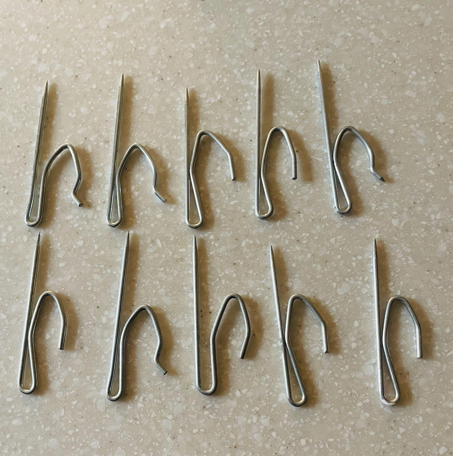 Lot of 80 Metal Slip-In Pin-on Hooks for Curtains/Draperies 2.5 2 5/8″ long